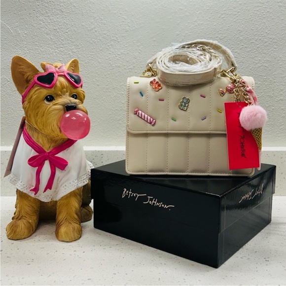 Betsey Johnson Handbags - 🆕🍭Betsey Johnson Sweet As Candy Gummy Bear Convertible Handbag NWT🧸